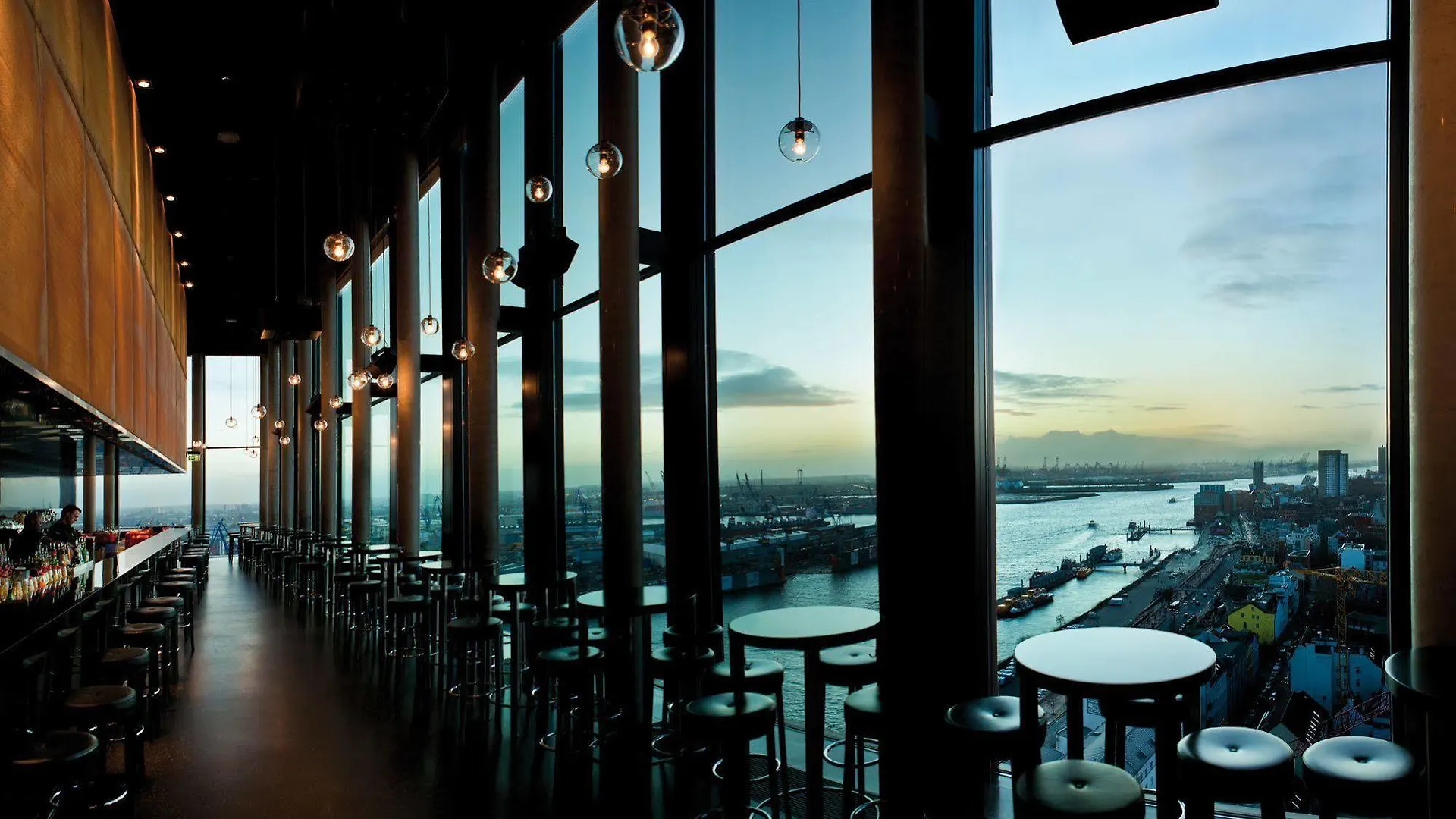 ****  Empire Riverside Hotel Hamburg Deutschland